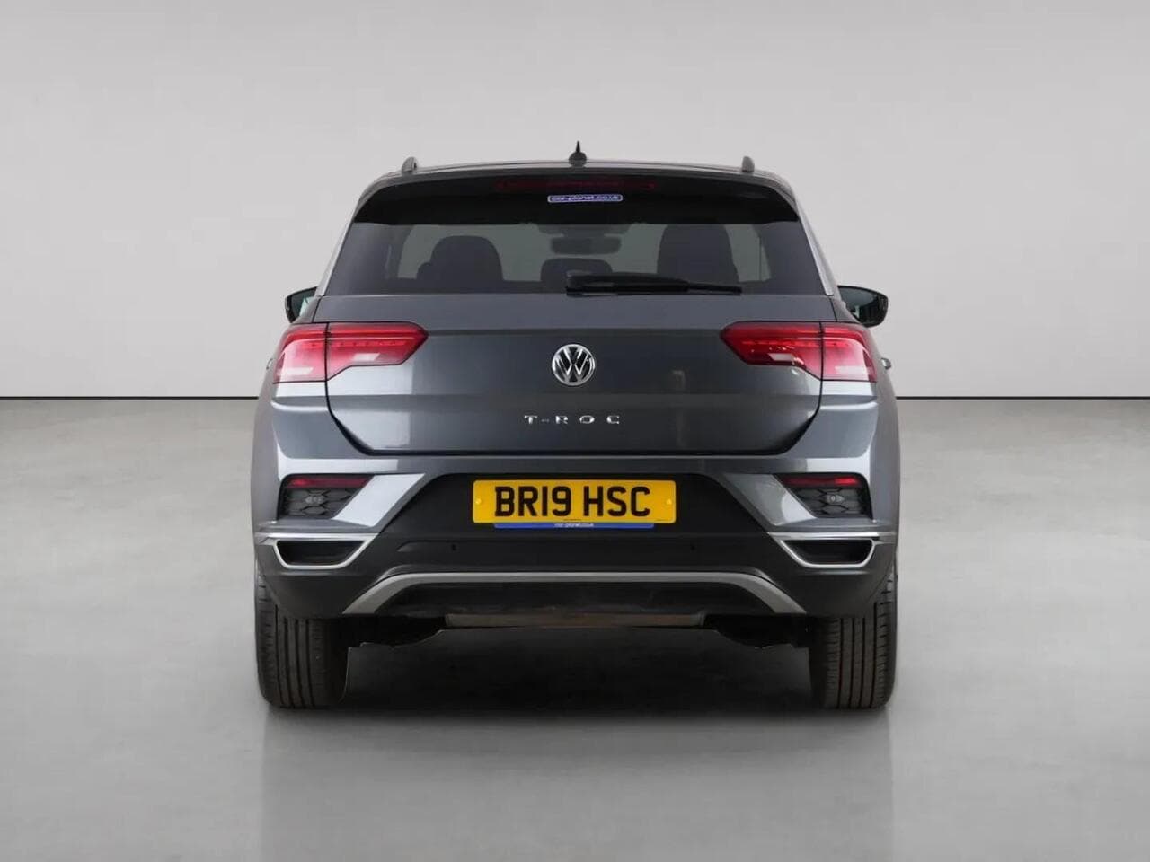 Volkswagen T-Roc thumbnail Rear