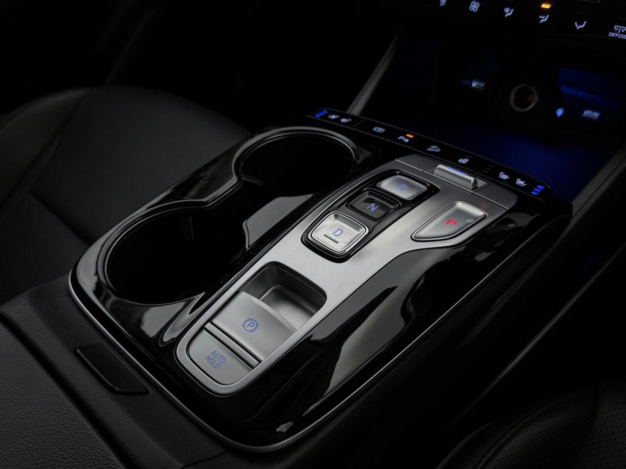 Hyundai TUCSON thumbnail Interior Front