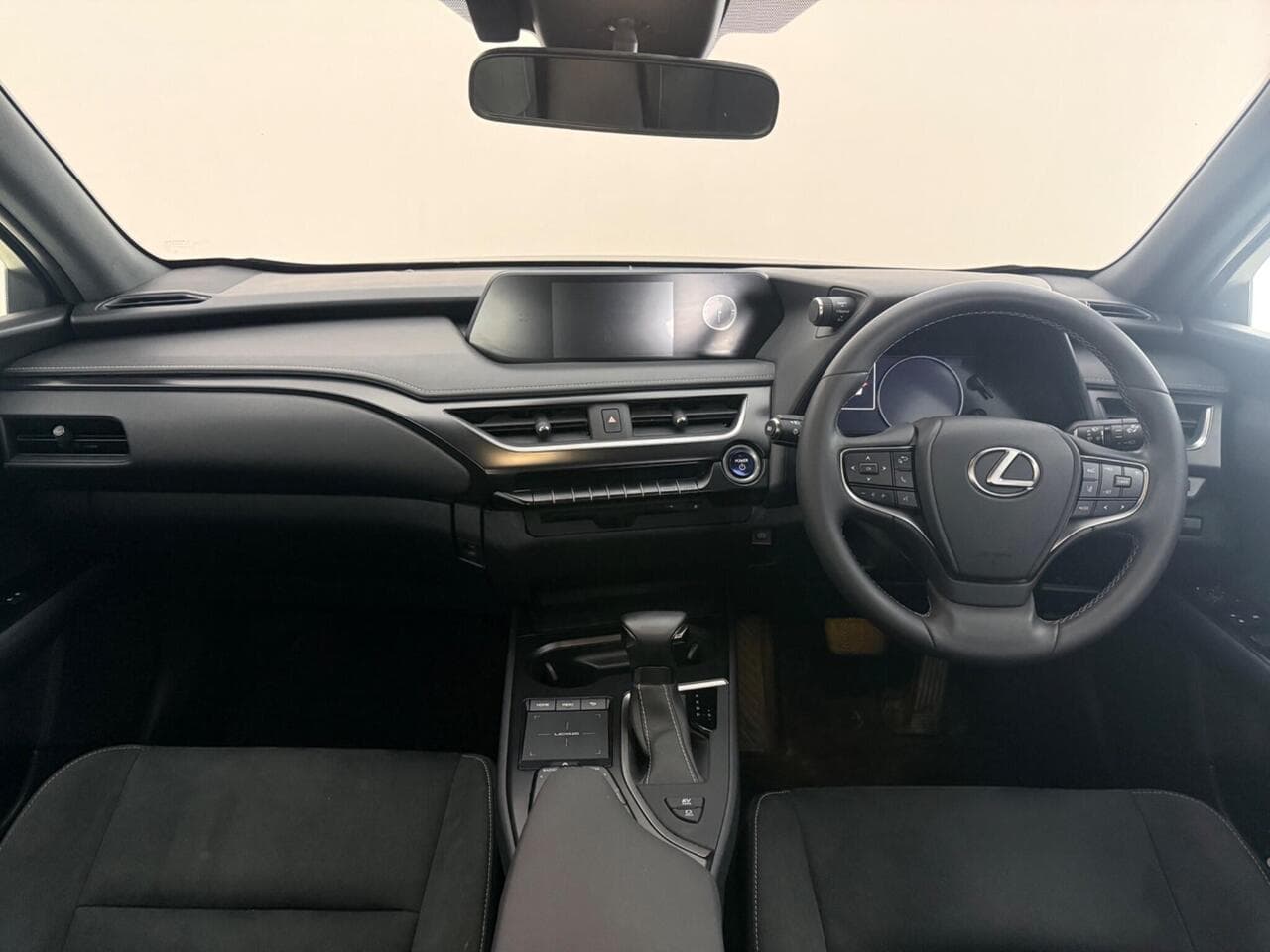 Lexus UX thumbnail Interior Front