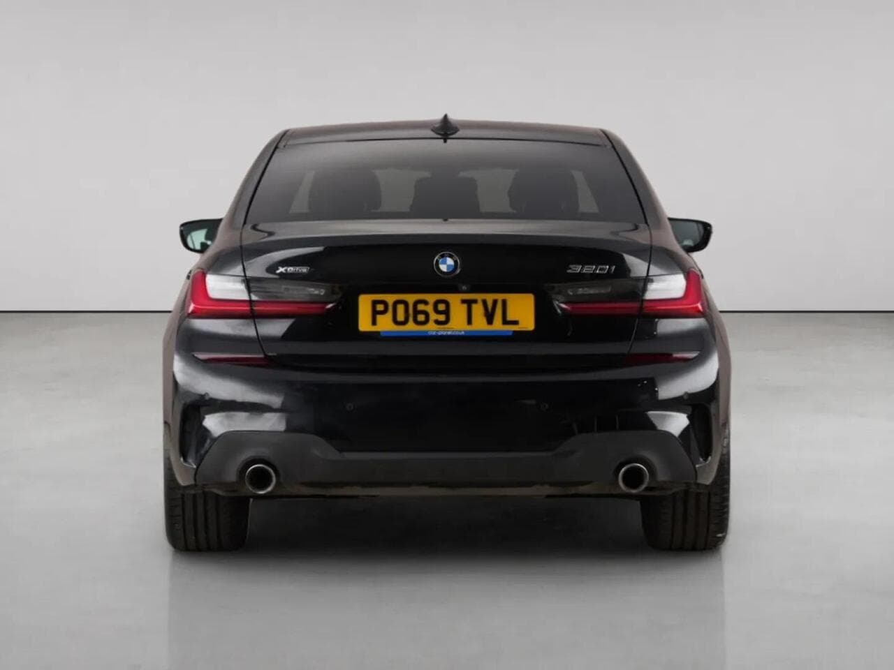 BMW 3 Series thumbnail Rear