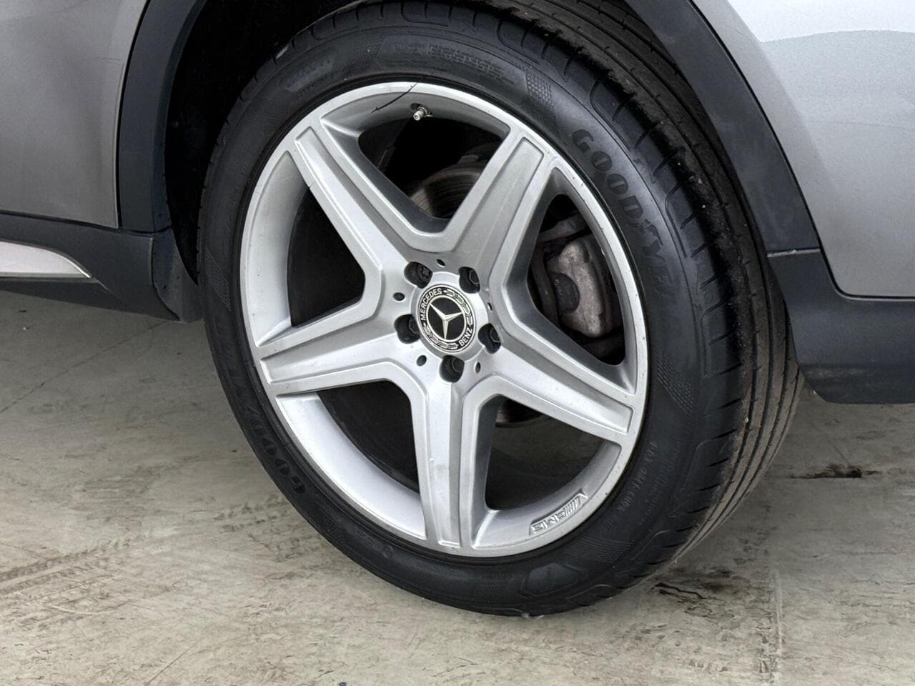 Mercedes-Benz GLA thumbnail Wheel
