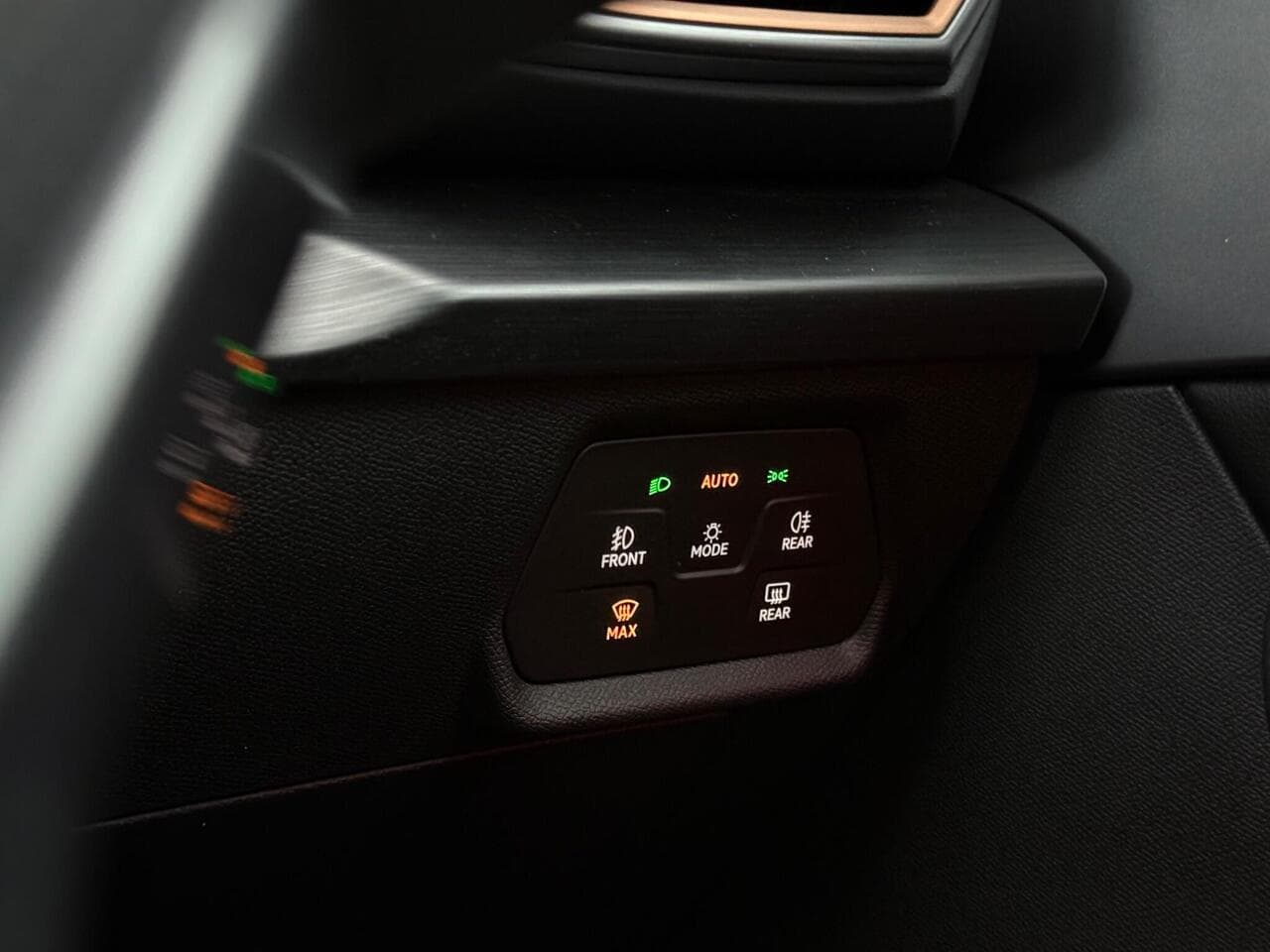 CUPRA Formentor thumbnail Misc Controls
