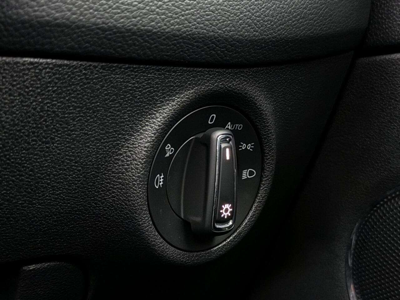 Skoda Kodiaq thumbnail Misc Controls