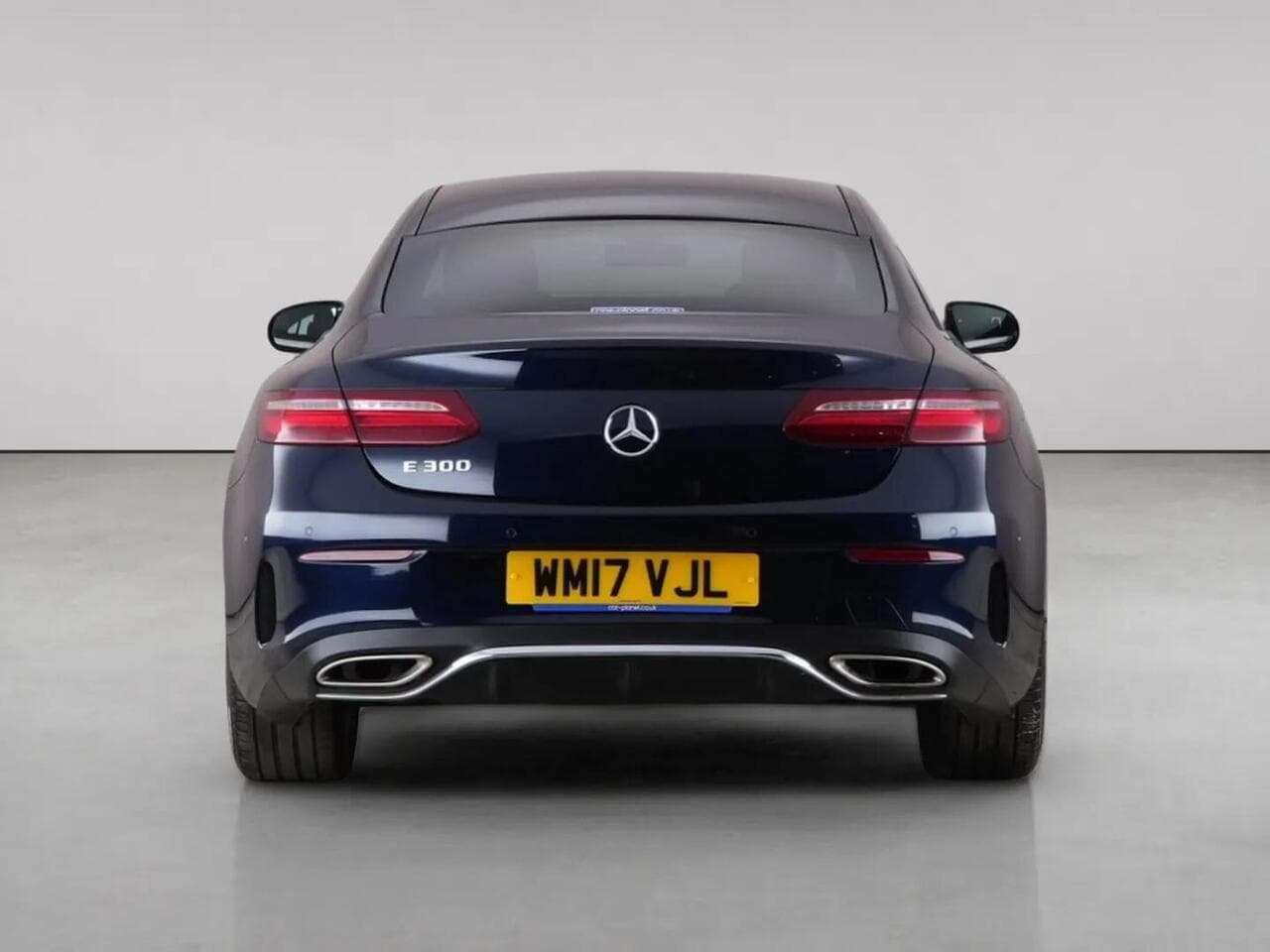 Mercedes-Benz E Class thumbnail Rear