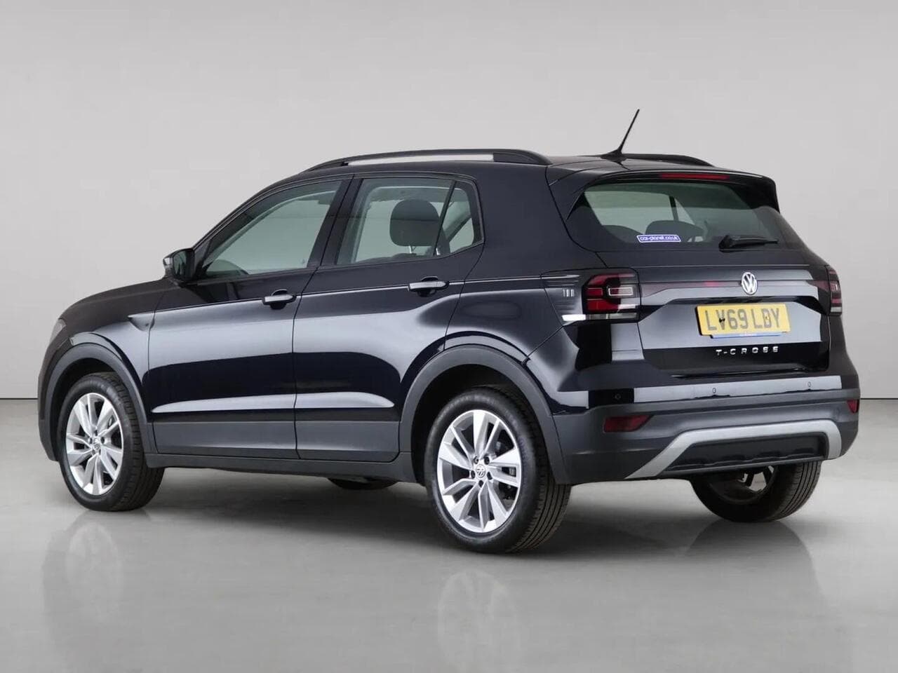 Volkswagen T-Cross thumbnail Rear Left