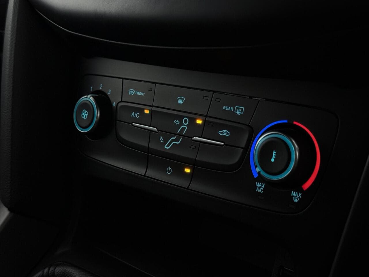 Ford Focus thumbnail Misc Controls