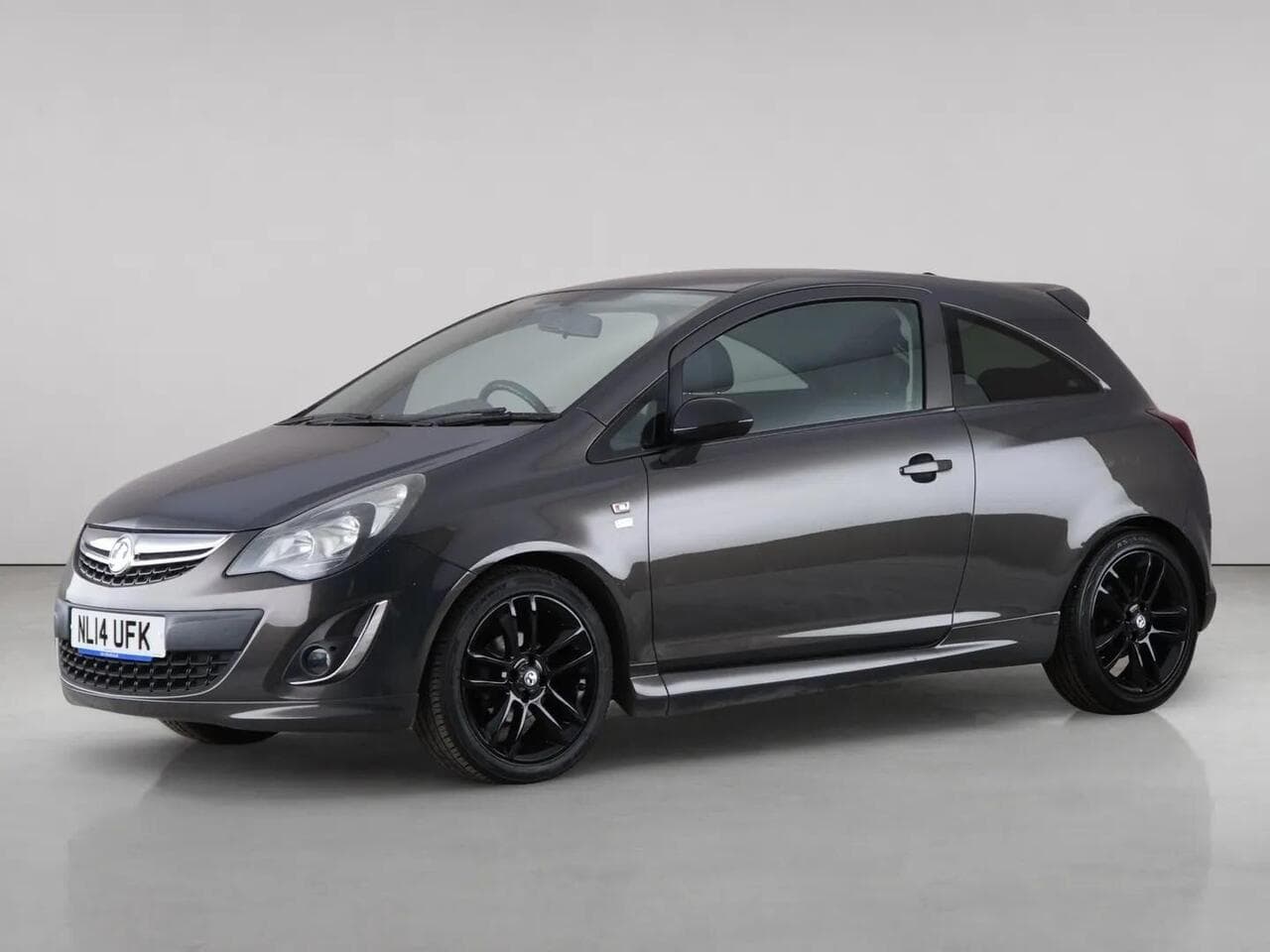 Vauxhall Corsa thumbnail Front Left