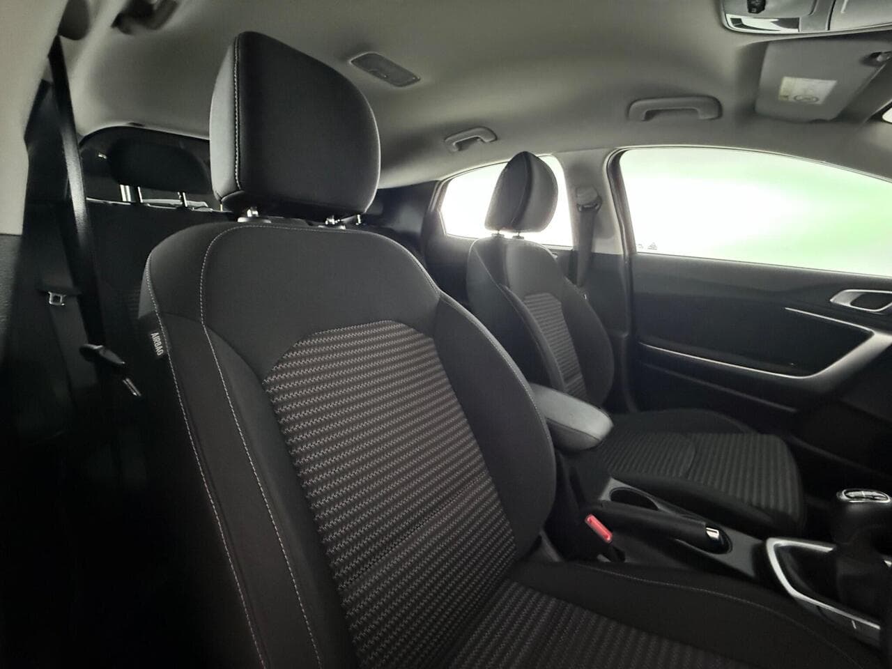 Kia XCeed thumbnail Seat Driver