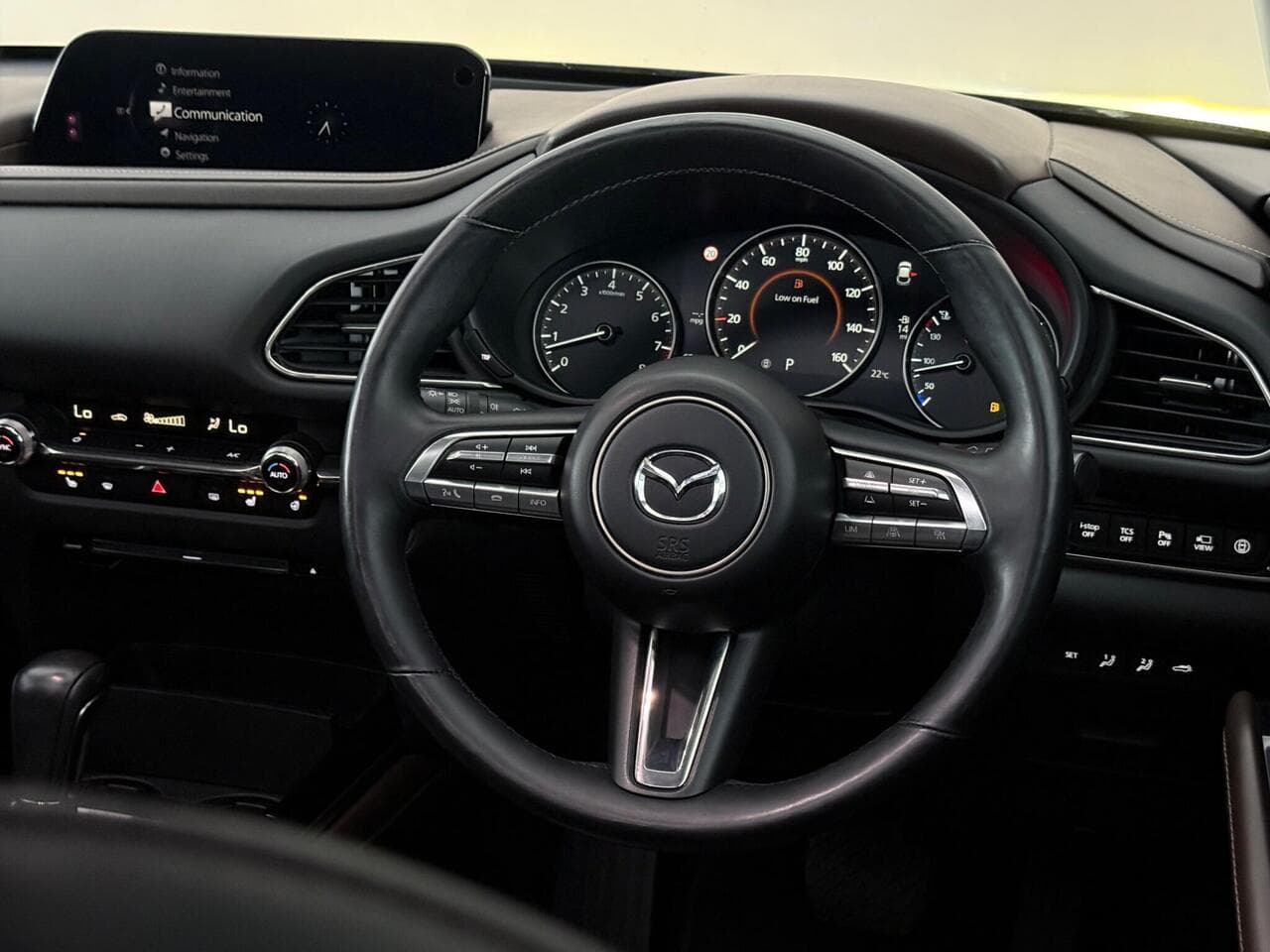 Mazda CX-30 thumbnail Steering Wheel