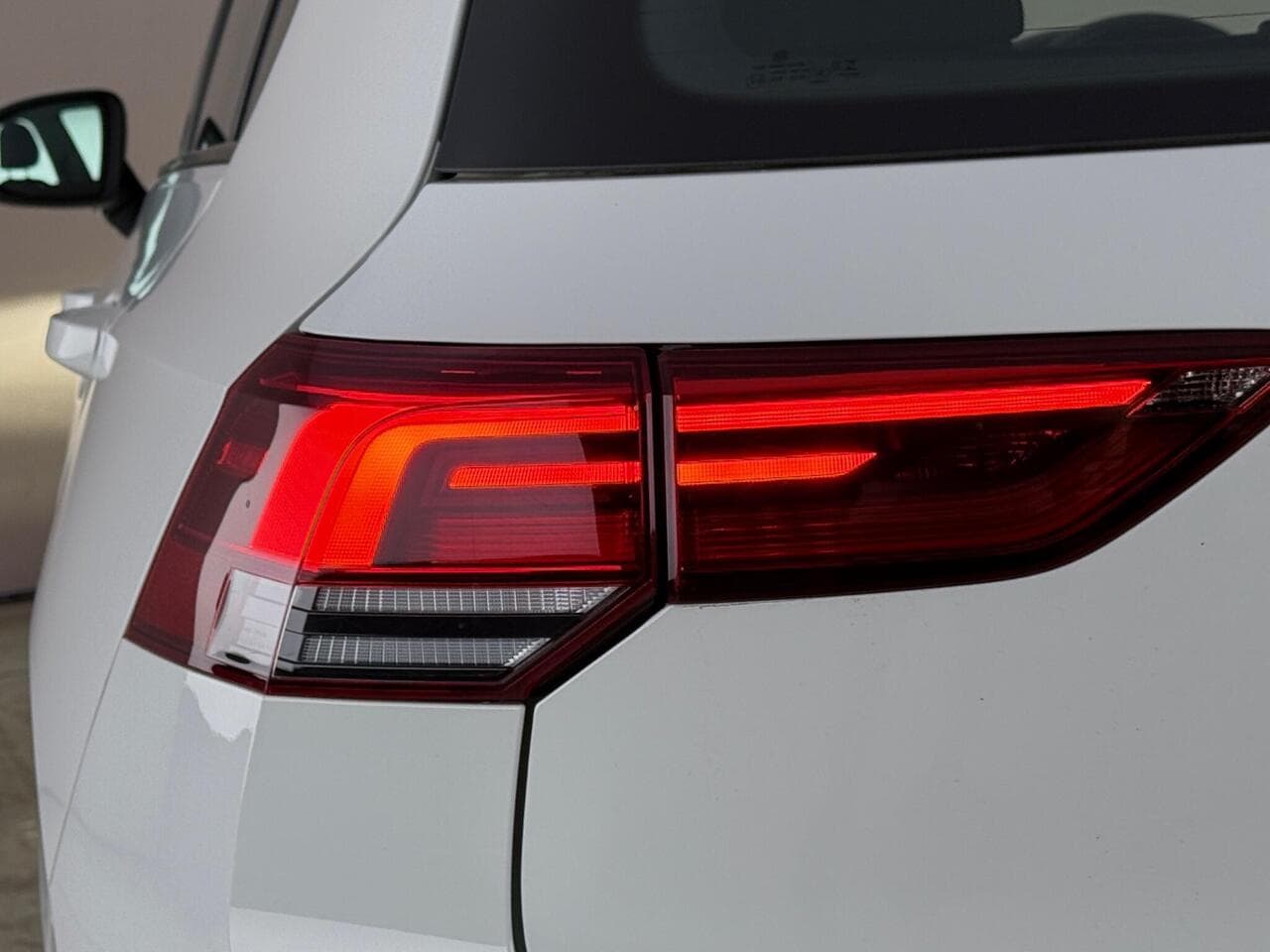 Volkswagen Golf thumbnail Lights Rear