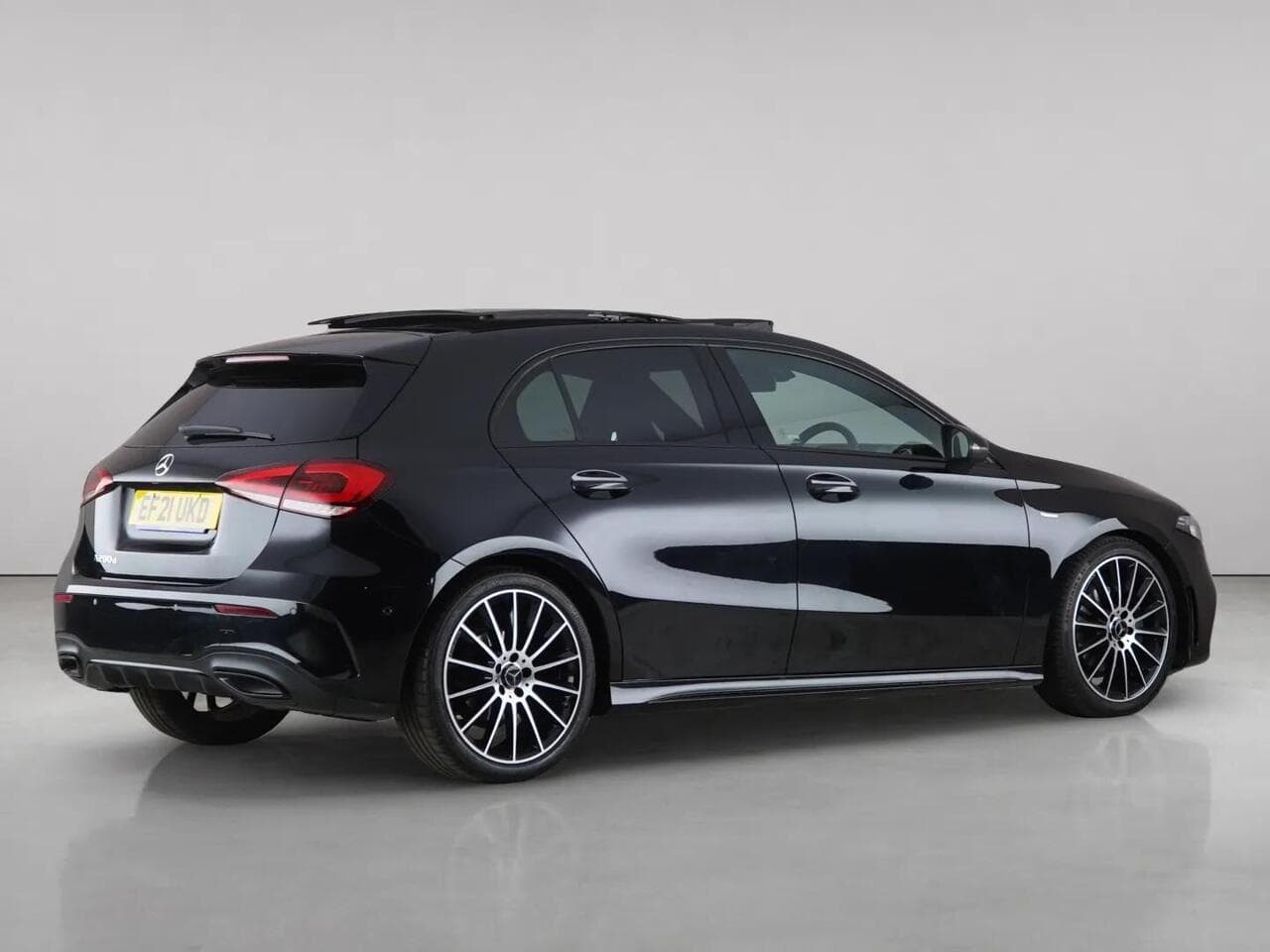 Mercedes-Benz A Class thumbnail Side Right