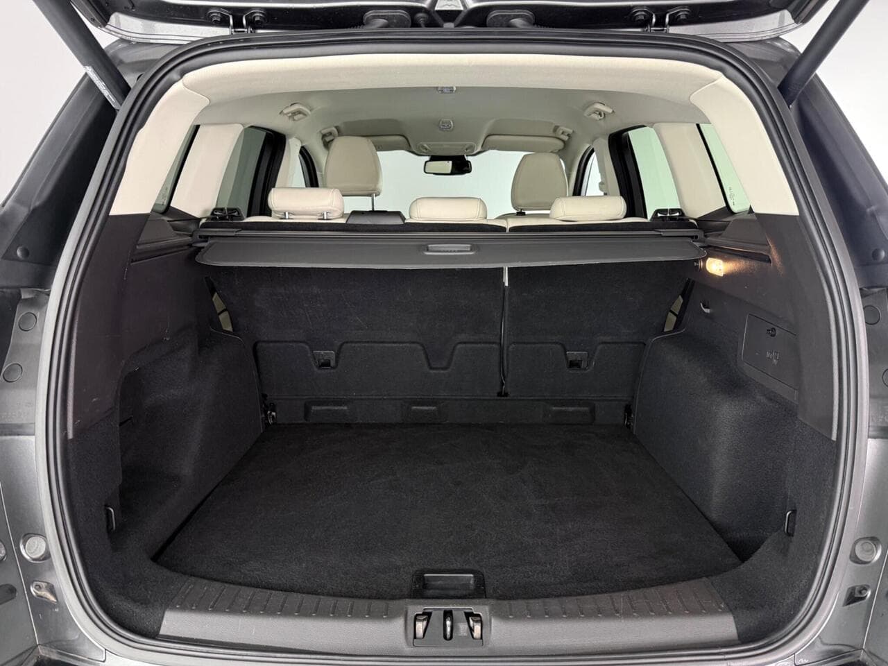 Ford Kuga thumbnail Boot