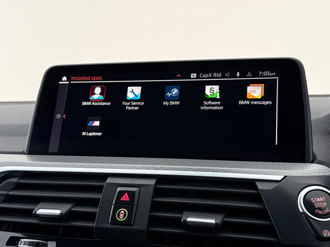 BMW X3 thumbnail Infotainment System