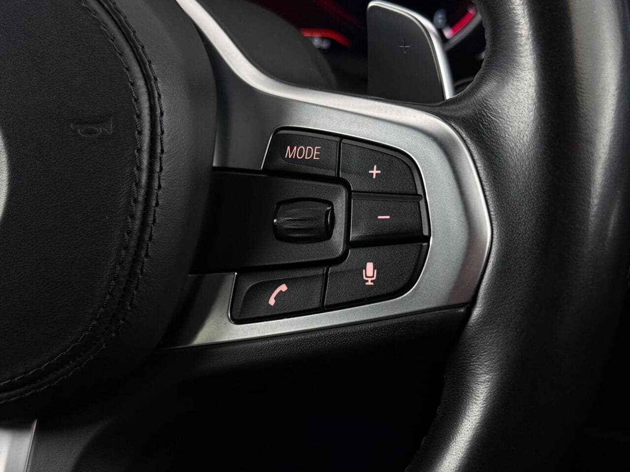 BMW X4 thumbnail Misc Controls