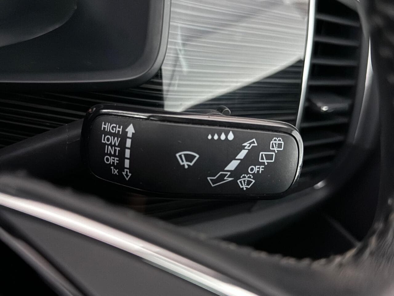 Skoda Kodiaq thumbnail Misc Controls