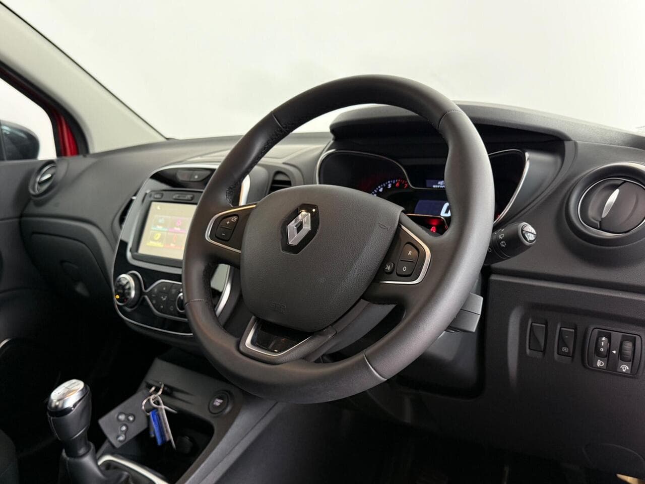 Renault Captur thumbnail Interior Front