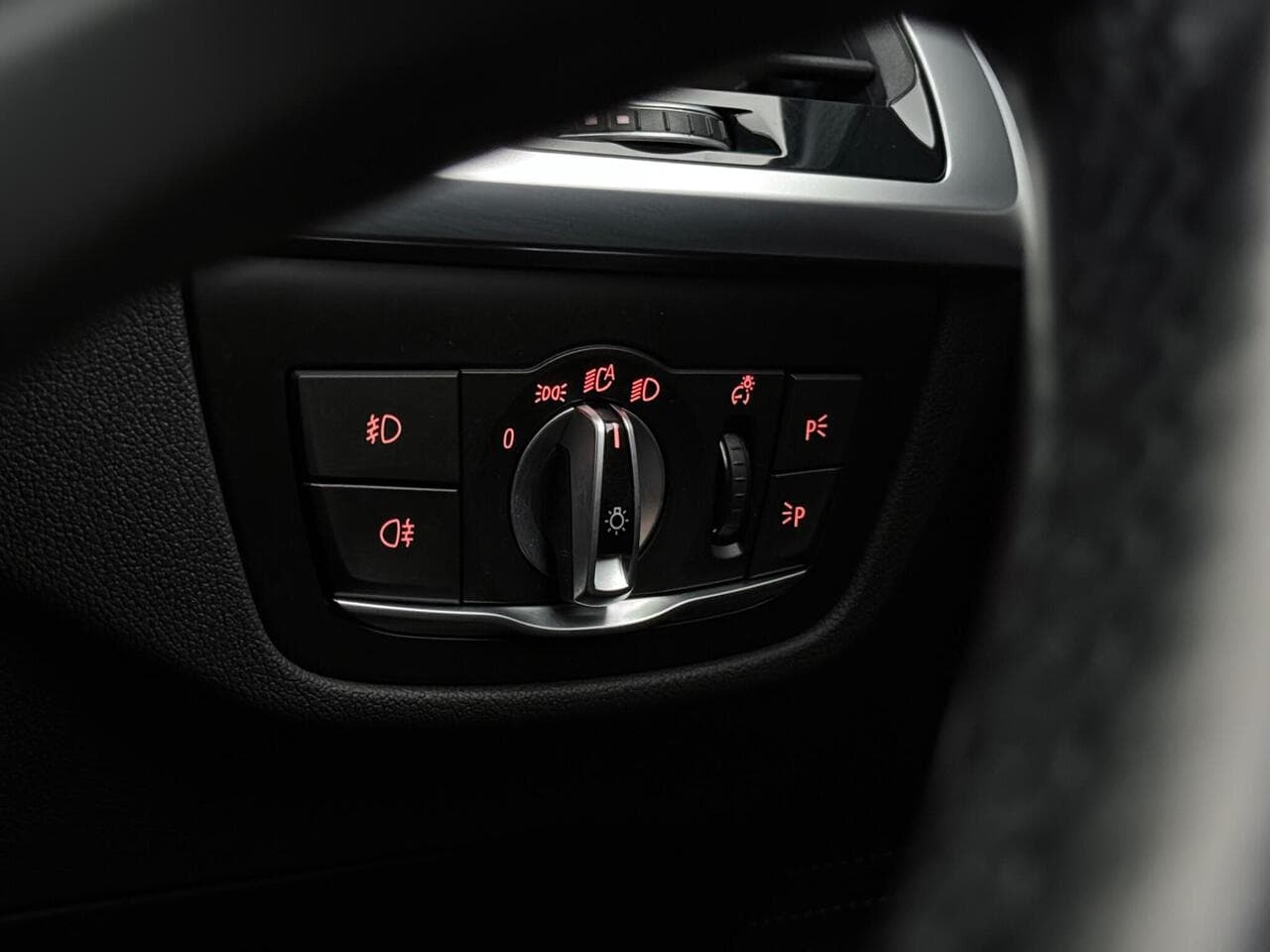 BMW X3 thumbnail Misc Controls