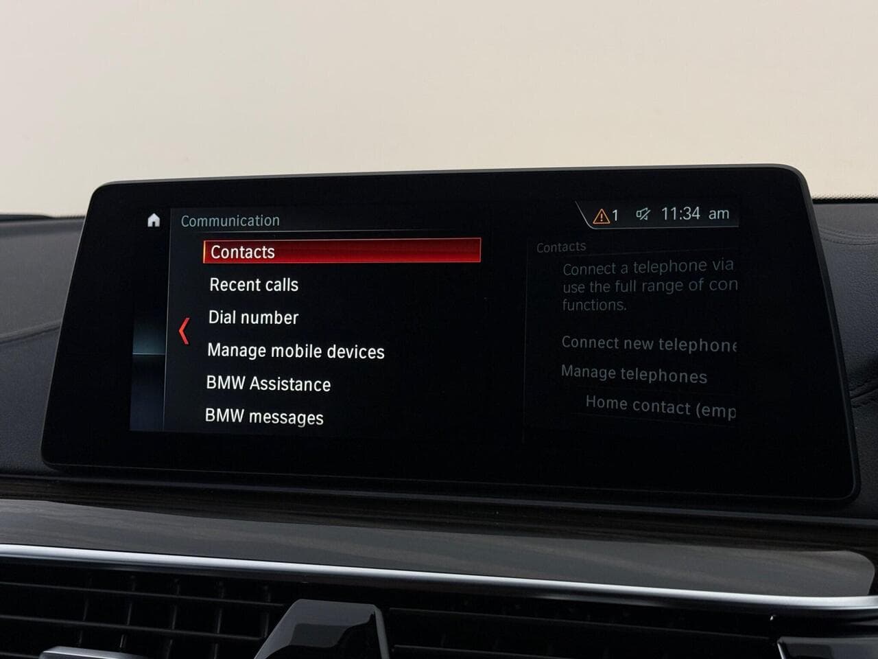 BMW 5 Series thumbnail Infotainment System