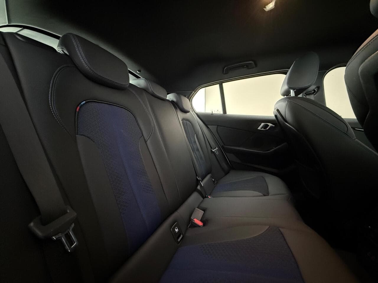 BMW 1 Series thumbnail Seats Rear