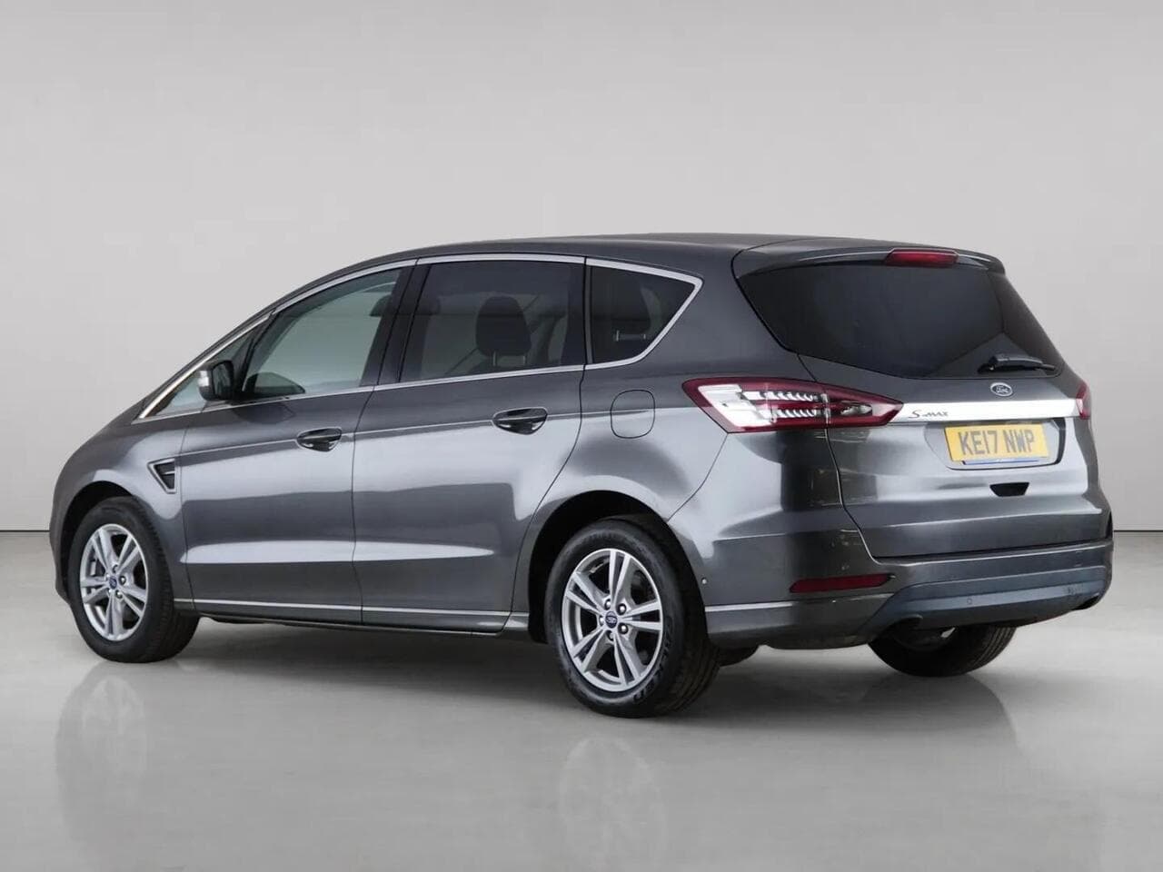 Ford S-Max thumbnail Rear Left
