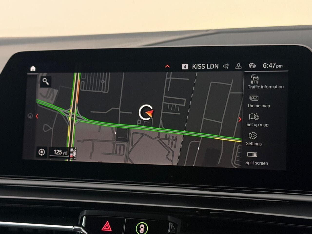 BMW 8 Series Gran Coupe thumbnail Infotainment System