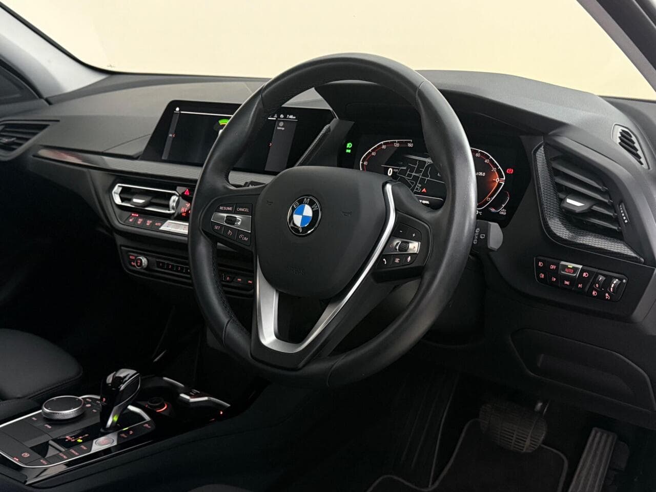 BMW 1 Series thumbnail Steering Wheel
