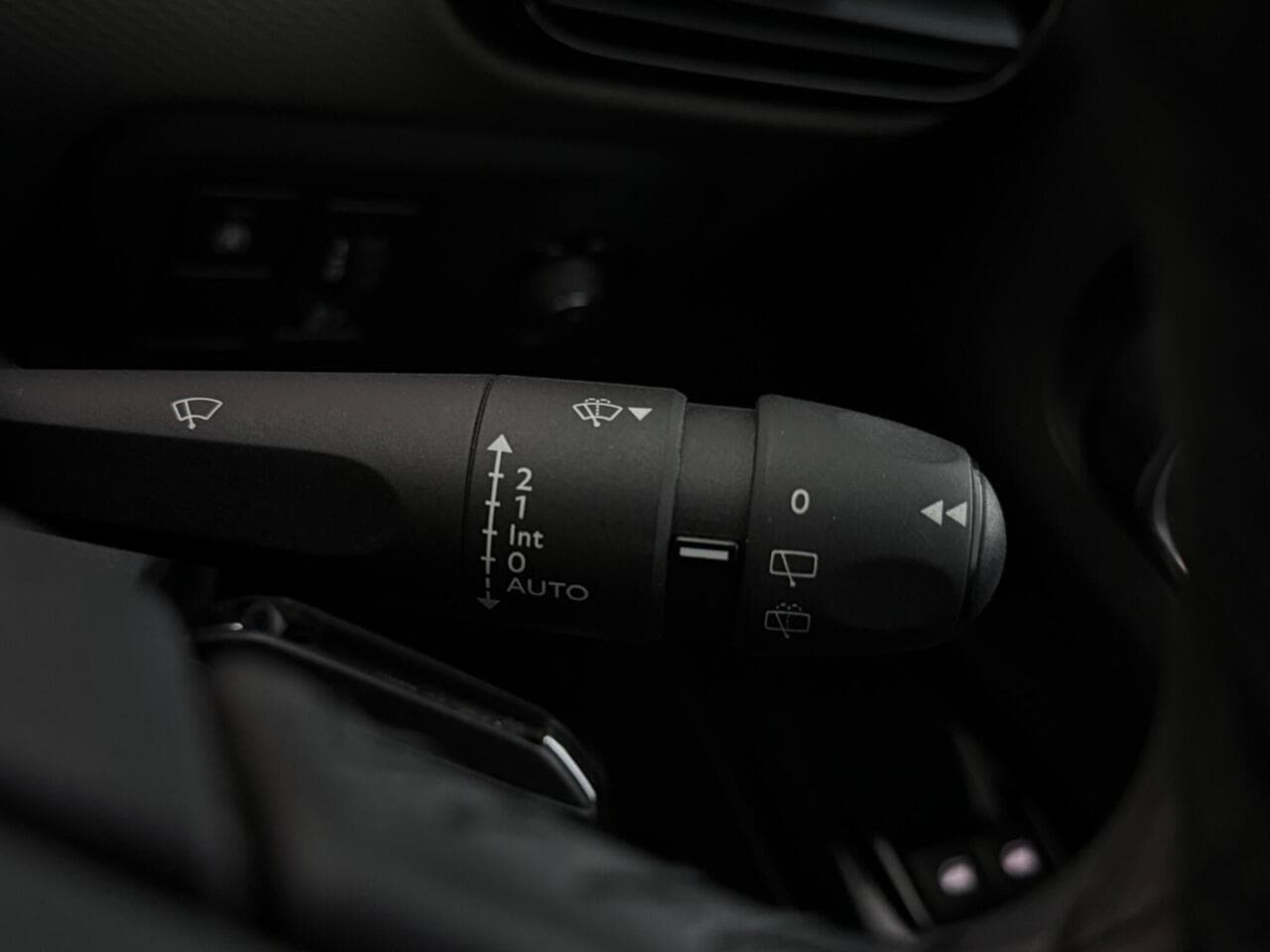 Citroen C4 Cactus thumbnail Misc Controls