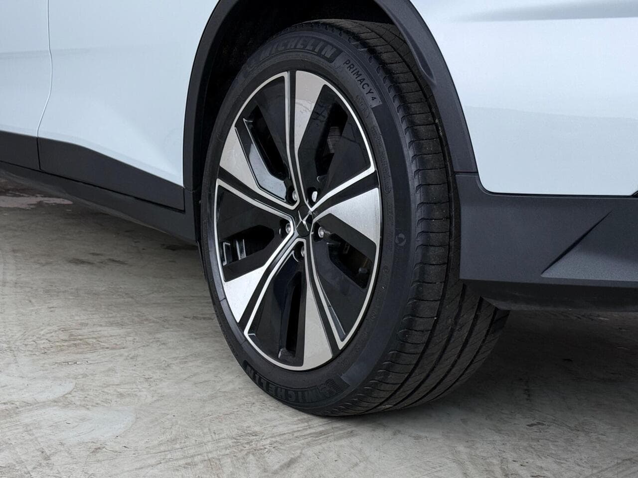 Polestar Polestar 2 thumbnail Wheel