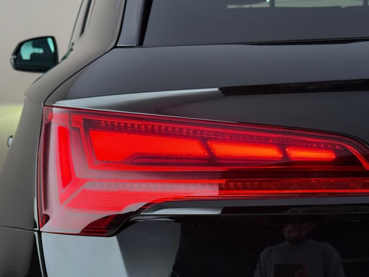 Audi Q5 thumbnail Lights Rear