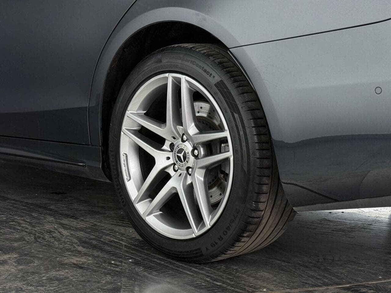 Mercedes-Benz S Class thumbnail Wheel