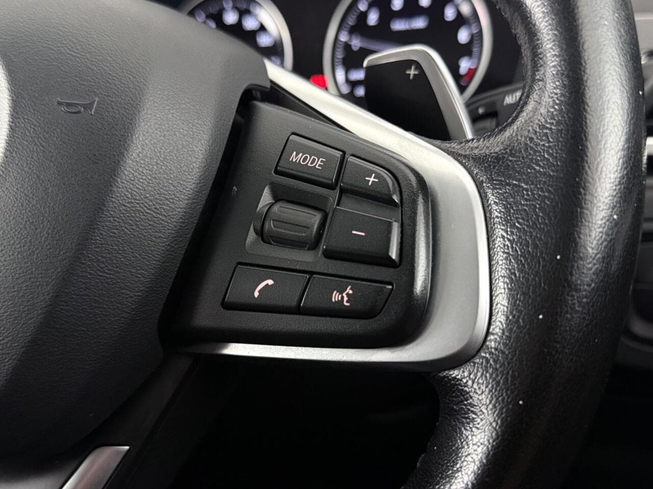BMW X1 thumbnail Misc Controls