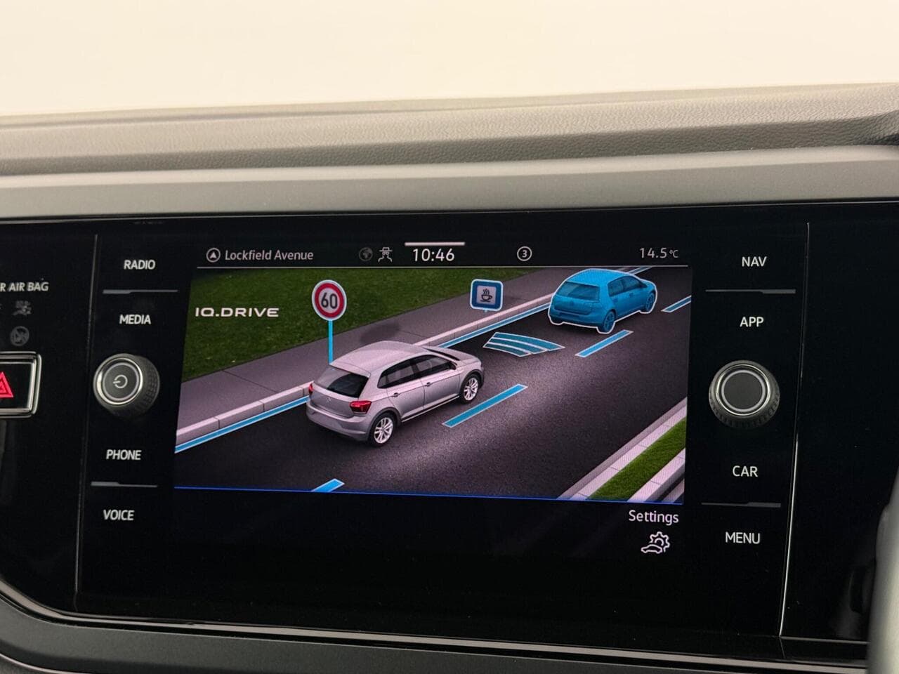 Volkswagen Polo thumbnail Infotainment System