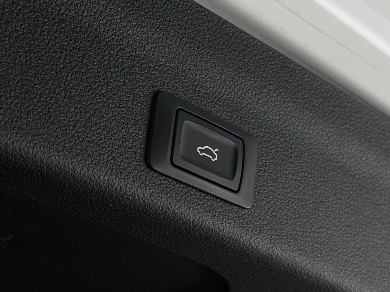 Audi A6 Avant thumbnail Misc Controls