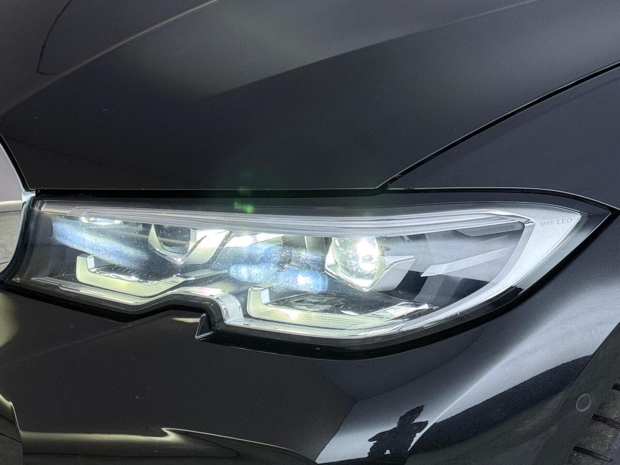 BMW 3 Series thumbnail Lights Front