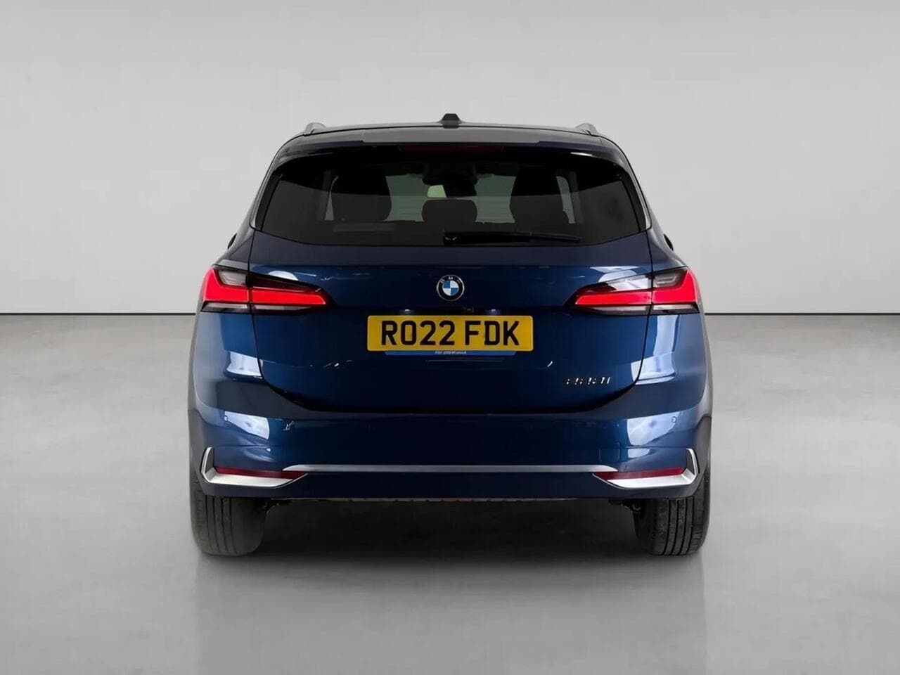 BMW 2 Series Active Tourer thumbnail Rear