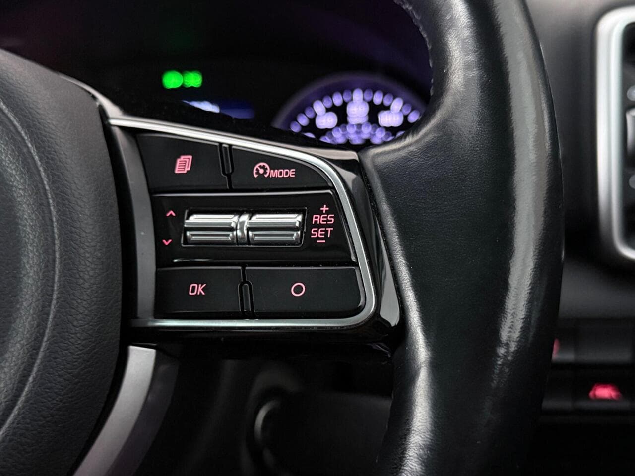 Kia Sportage thumbnail Misc Controls