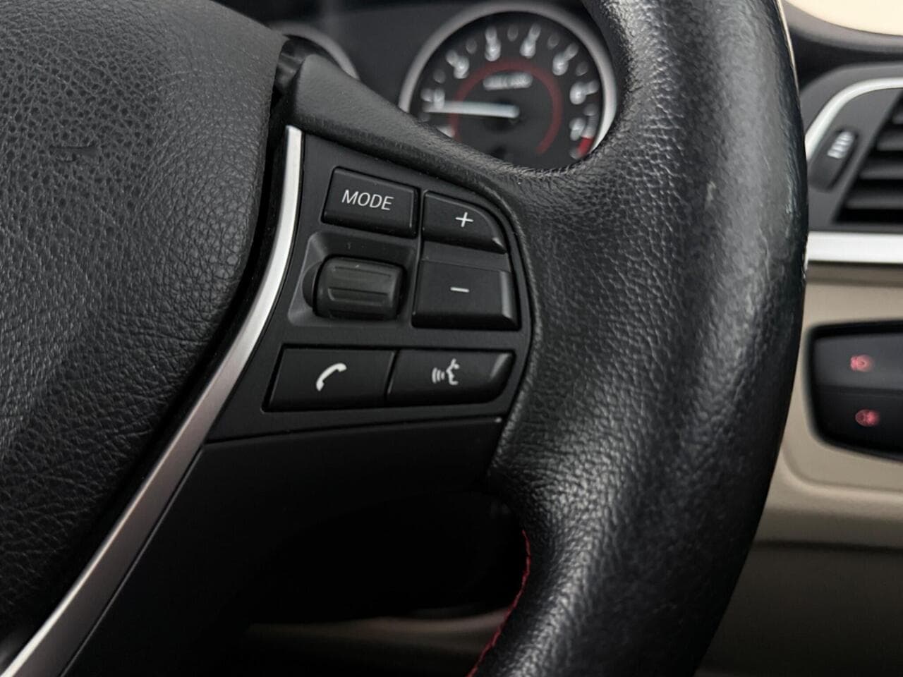 BMW 3 Series thumbnail Misc Controls