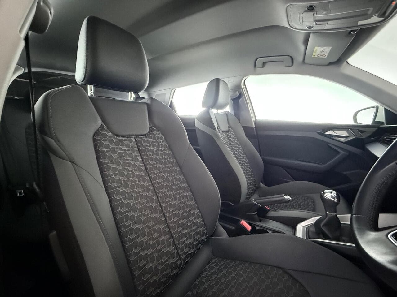 Audi A1 thumbnail Seat Driver