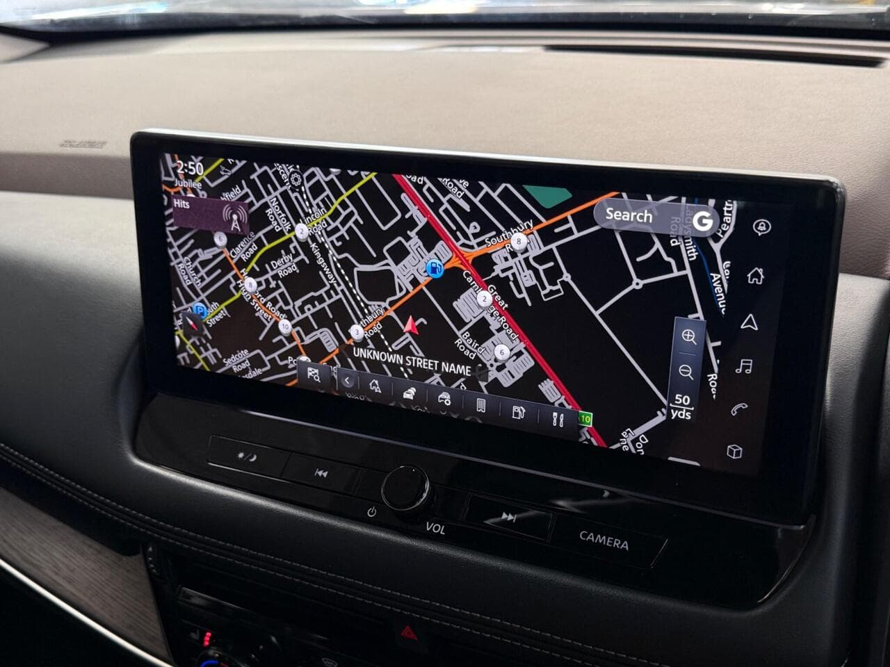 Nissan X-Trail thumbnail Infotainment System