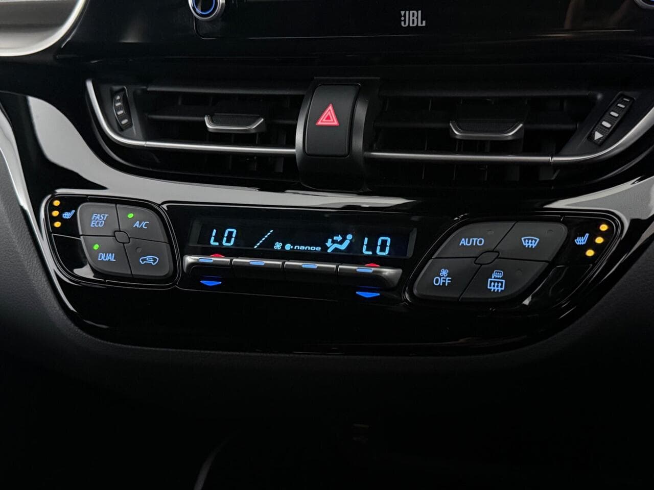 Toyota C-HR thumbnail Misc Controls