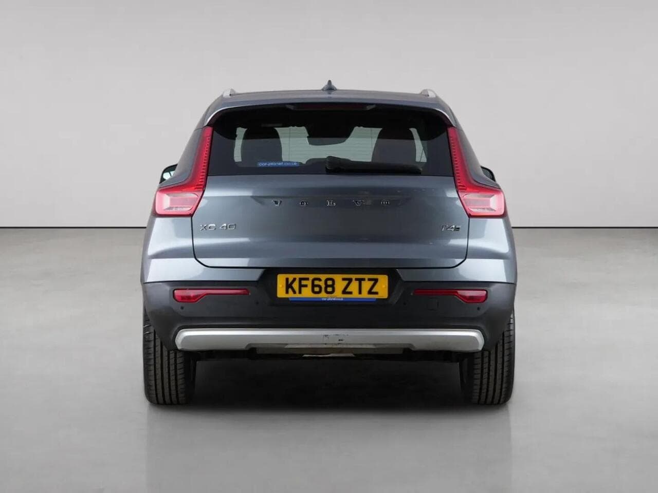Volvo XC40 thumbnail Rear
