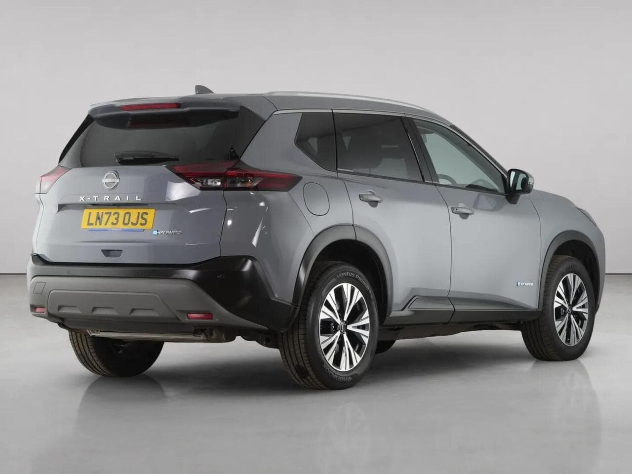 Nissan X-Trail thumbnail Rear Right