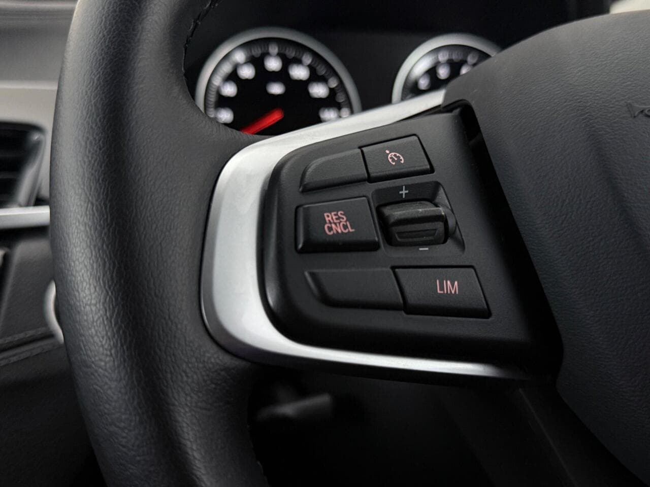 BMW X1 thumbnail Misc Controls