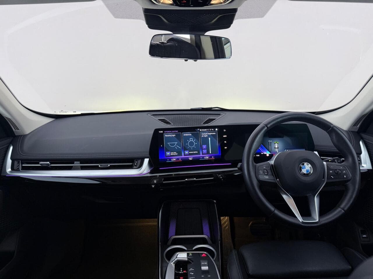 BMW X1 thumbnail Interior Front
