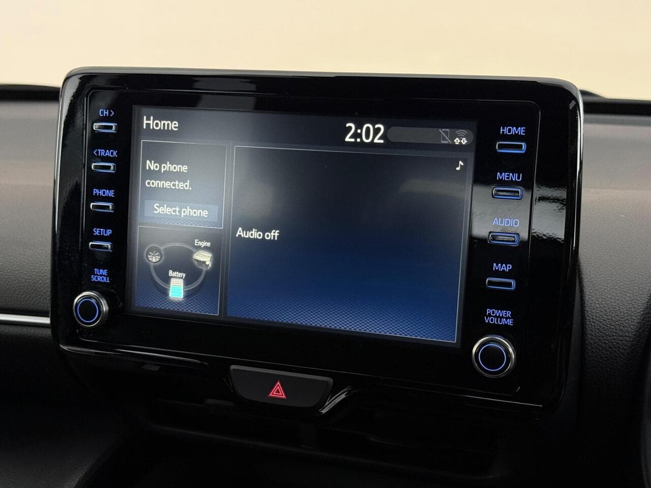 Toyota Yaris Cross thumbnail Infotainment System