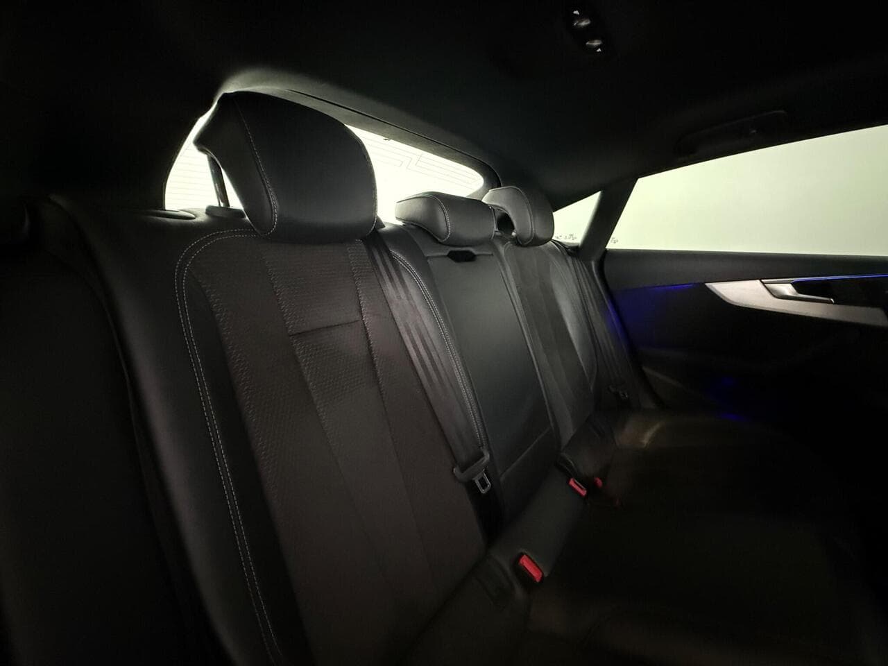Audi A5 thumbnail Seats Rear