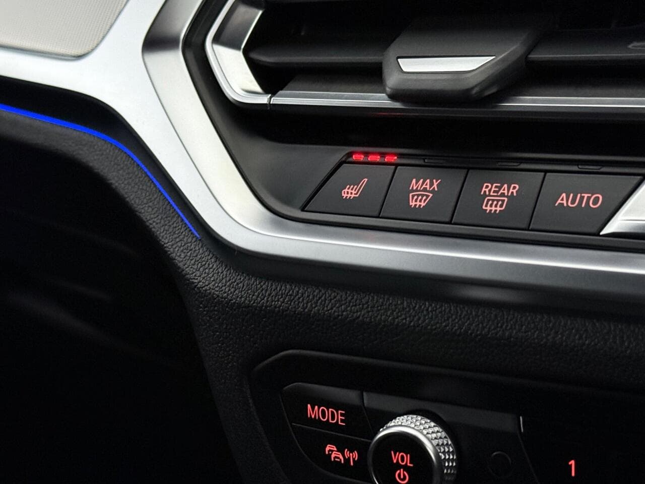 BMW 3 Series thumbnail Misc Controls