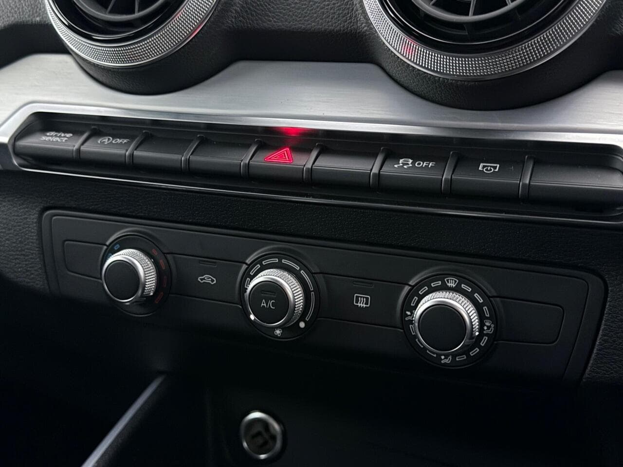 Audi Q2 thumbnail Inconclusive