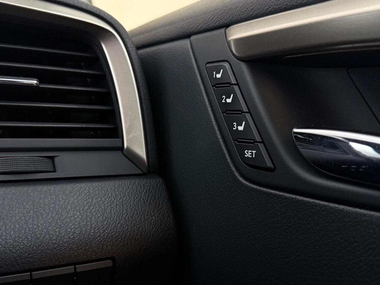 Lexus RX thumbnail Misc Controls