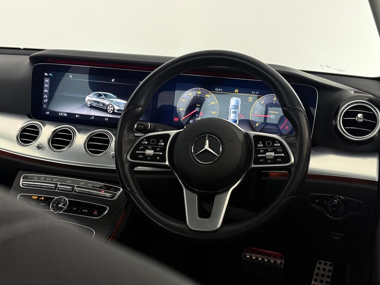 Mercedes-Benz E Class thumbnail Interior Front